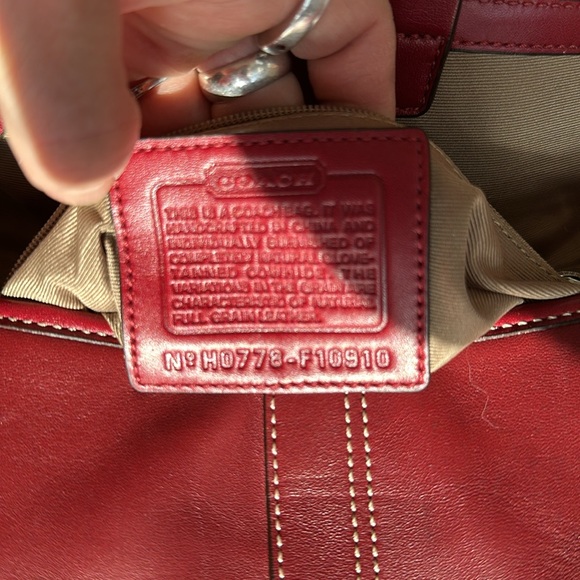 Vintage Y2K Coach Leather SOHO Hobo Red Purse H0778 - Picture 8 of 8